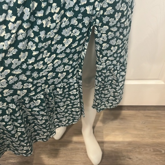 Abercrombie & Fitch green floral short sleeve smocked midi dress Medium - Picture 7 of 13